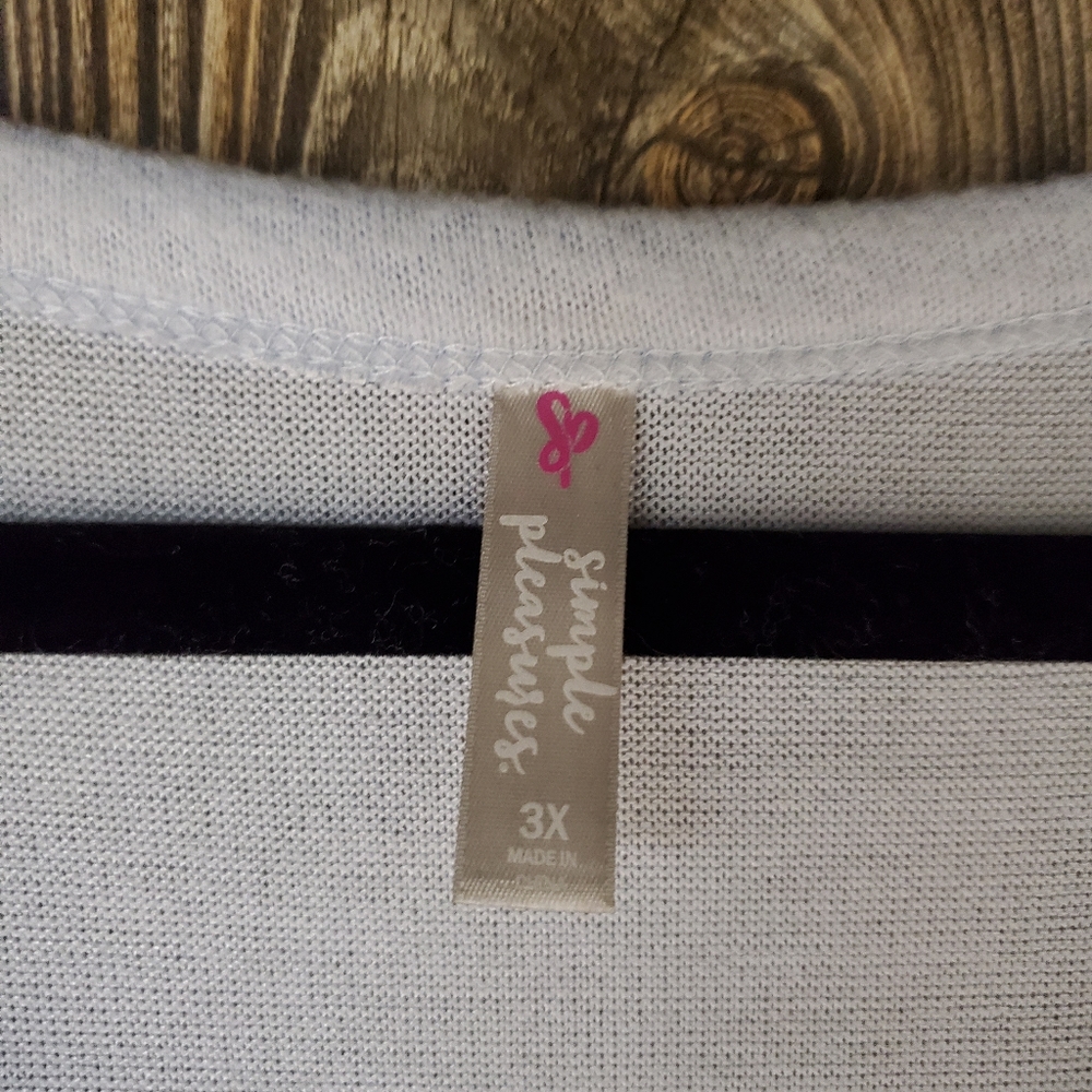 Light Sweater - Picture 5 of 7